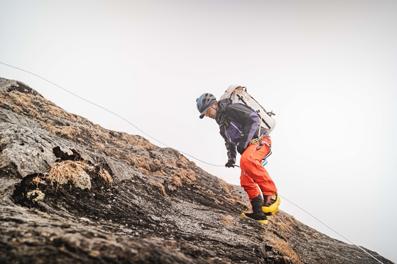 Technical anchor rigging and steep ice climbing drills